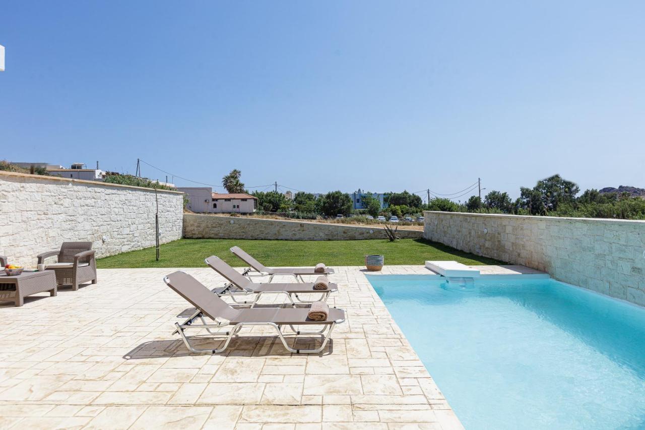 Mythos Villas Дамнони Екстериор снимка